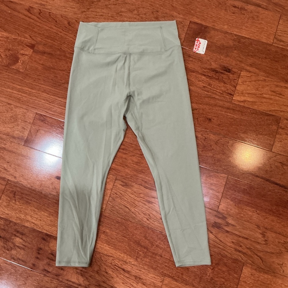 NWT Free People Movement Never Better 7/8 Length Leggings XL - Picture 3 of 6